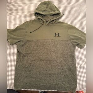 Under Armour Men's Olive Green Short Sleeve Hoodie